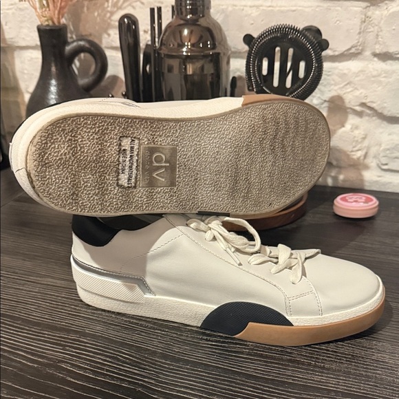 DV by Dolce Vita White and Black Sneakers - Picture 6 of 8
